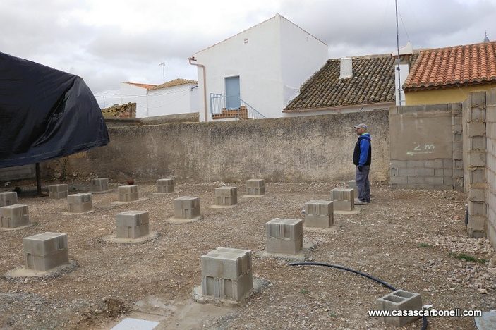 Base de casa prefabricada con pilares de bloques bloques de hormigón
