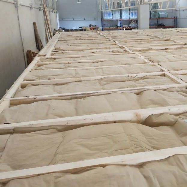 Estructura de madera de casas prefabricadas de madera en la fábrica